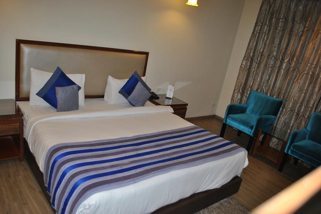 Hotel One Earth Avaas Amritsar Exterior foto