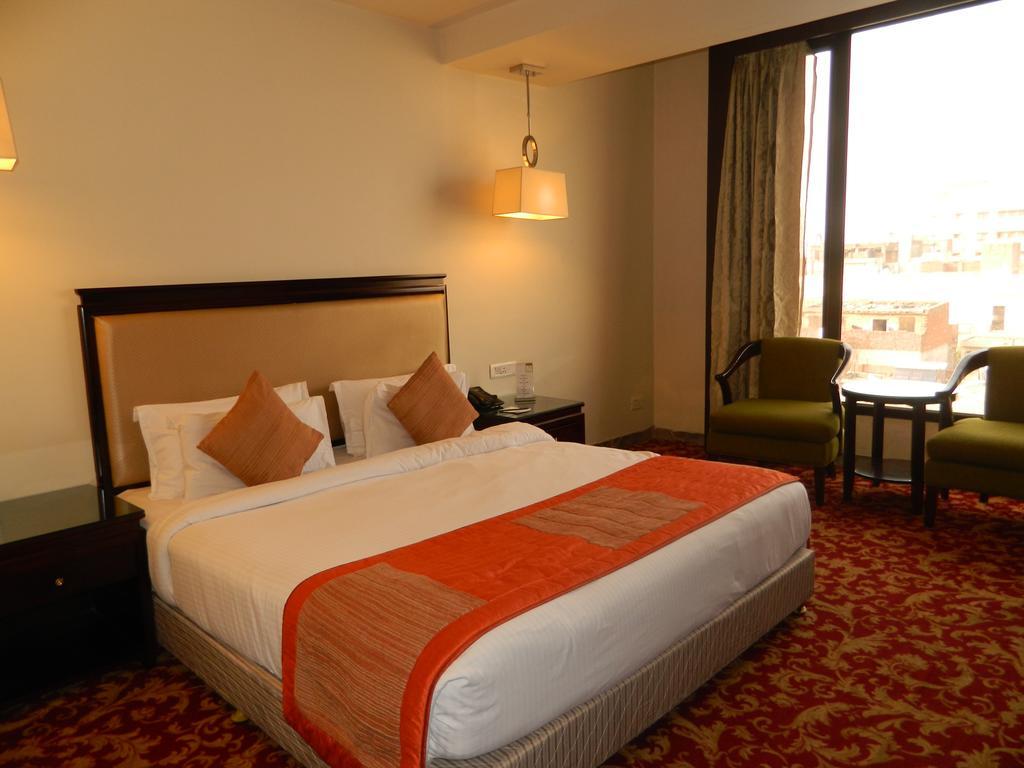 Hotel One Earth Avaas Amritsar Exterior foto